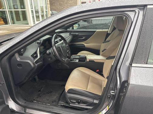 2019 Lexus ES 350 Base