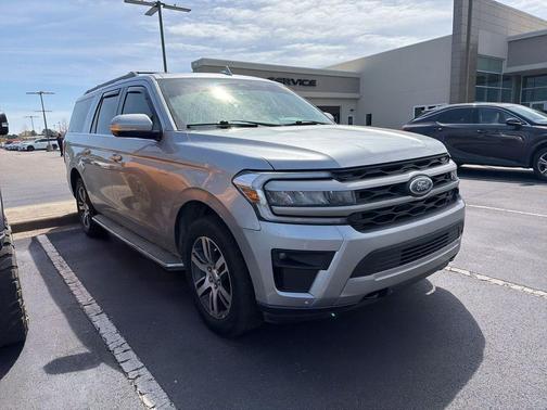 2022 Ford Expedition Max XLT