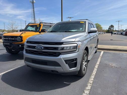 2022 Ford Expedition Max XLT
