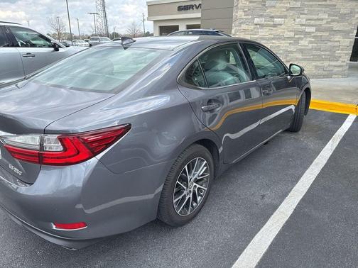 2017 Lexus ES 350 Base