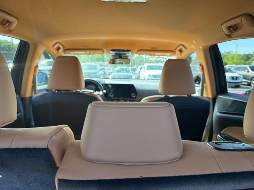 Eminent White Pearl 2024 Lexus NX 250 Base