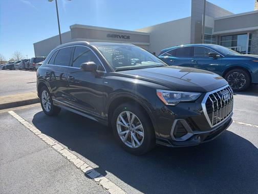 2021 Audi Q3 45 S line Premium