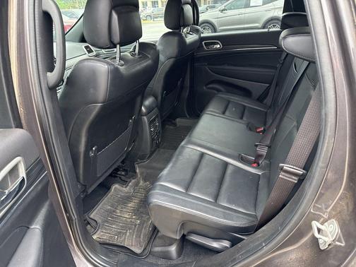 Granite Crystal Metallic Clearcoat 2021 Jeep Grand Cherokee Limited