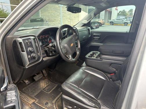 Silver Ice Metallic 2018 Chevrolet Silverado 1500 2LT
