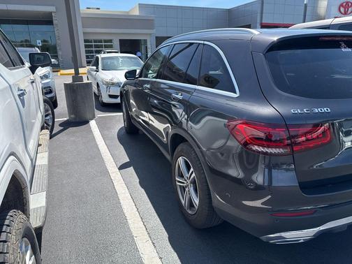 2021 Mercedes-Benz GLC 300 4MATIC