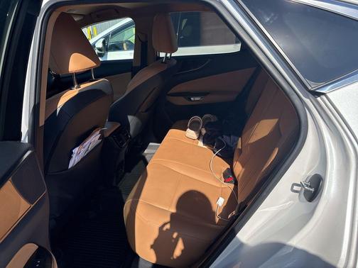 Eminent White Pearl 2025 Lexus NX 250 Base