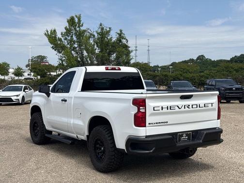 Summit White 2024 Chevrolet Silverado 1500 WT