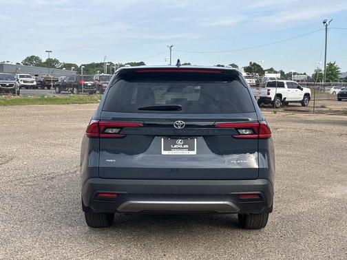 Storm Cloud 2024 Toyota Grand Highlander Platinum