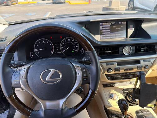 2014 Lexus ES 350 Base