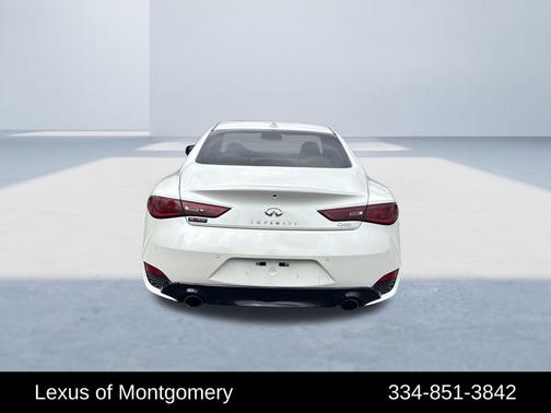 2022 INFINITI Q60 LUXE