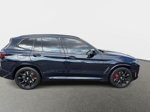 2022 BMW X3 M40i