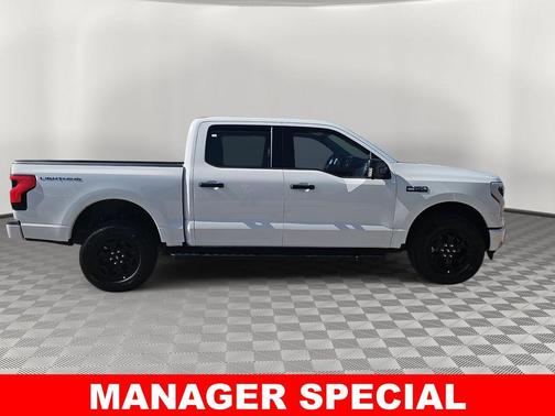 2025 Ford F-150 Lightning XLT