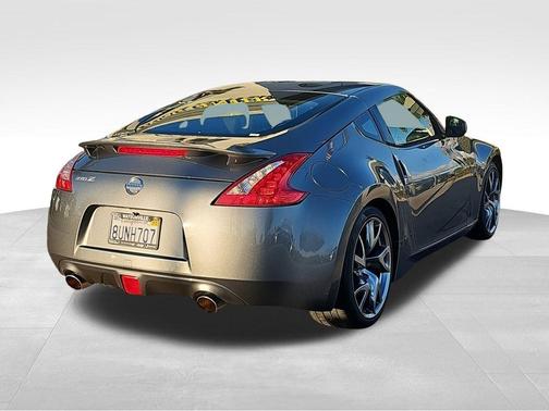 2017 Nissan 370Z Sport