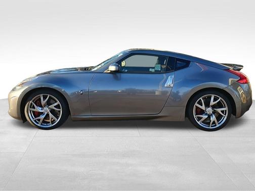2017 Nissan 370Z Sport