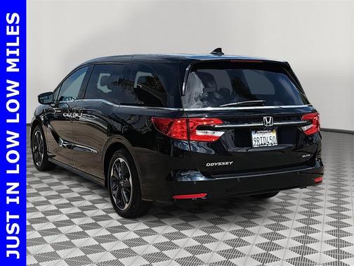 2023 Honda Odyssey Elite