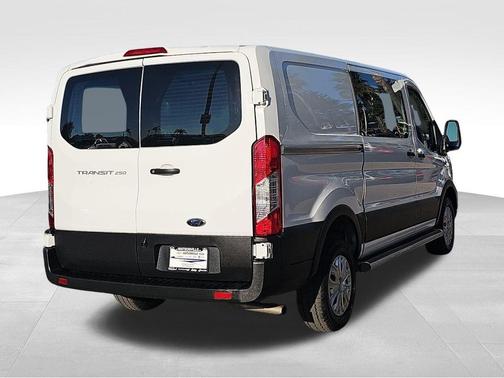 Oxford White 2024 Ford Transit-250 Base