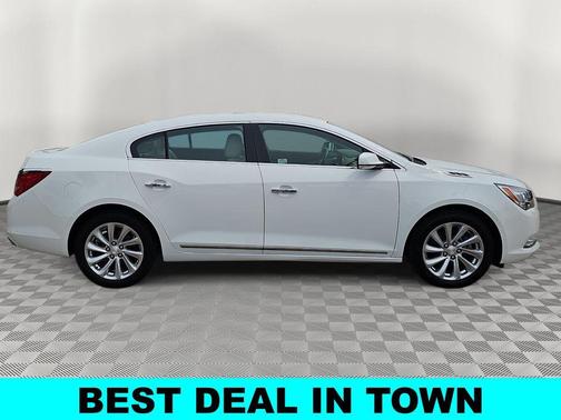 Summit White 2016 Buick LaCrosse Leather