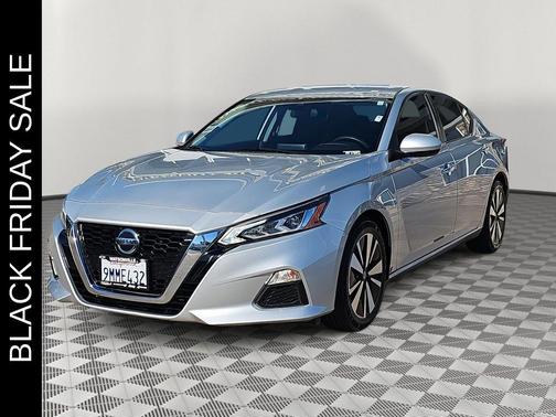 2021 Nissan Altima 2.5 SV