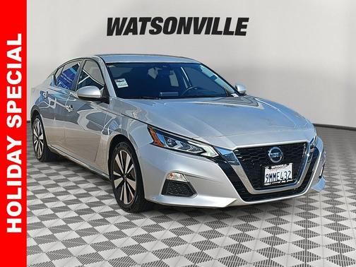 2021 Nissan Altima 2.5 SV