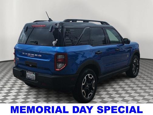 Velocity Blue Metallic 2022 Ford Bronco Sport Outer Banks