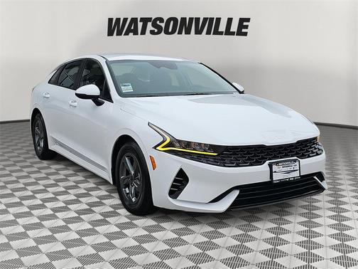 2023 Kia K5 LXS