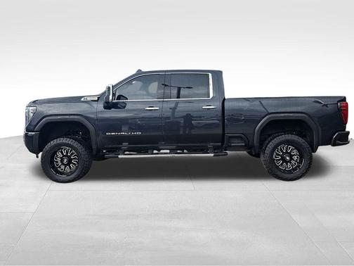 2024 GMC Sierra 2500 Denali