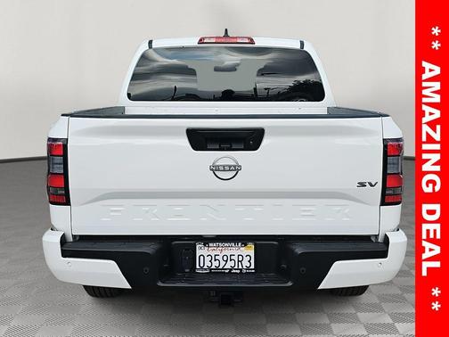 2023 Nissan Frontier SV