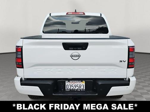 2023 Nissan Frontier SV