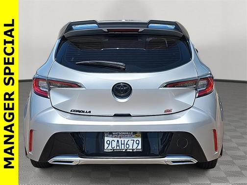 2021 Toyota Corolla Hatchback SE