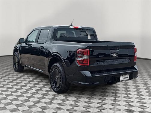 2025 Ford Maverick Lobo Standard