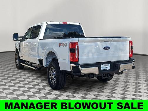 White Metallic 2026 Ford F-250 Platinum