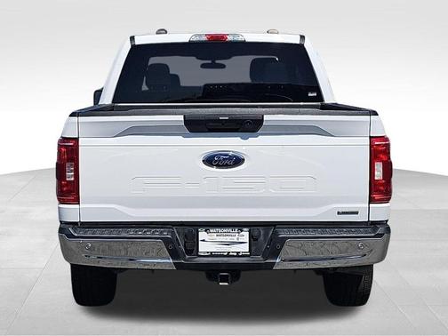 Oxford White 2022 Ford F-150 XLT