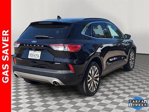 2021 Ford Escape Titanium Hybrid