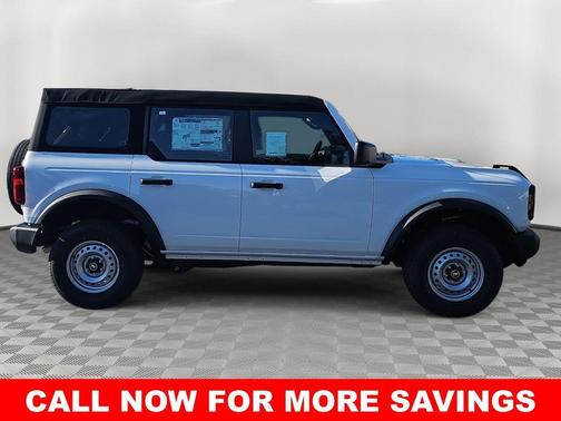 Oxford White 2026 Ford Bronco Base
