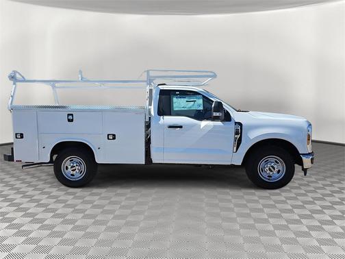 2025 Ford F-250 XL