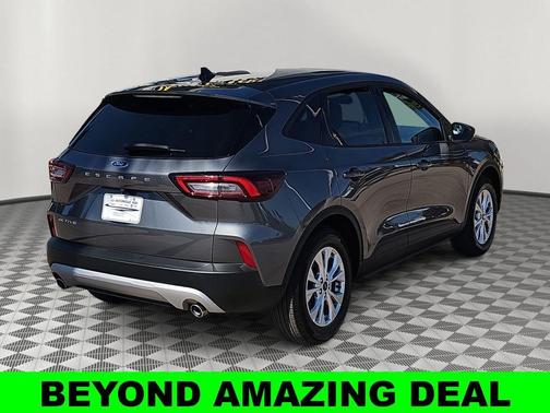 Carbonized Gray Metallic 2025 Ford Escape Active