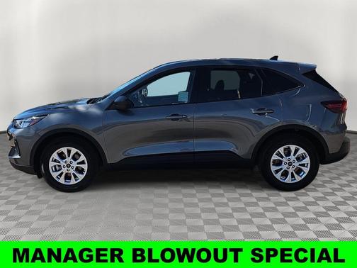 Carbonized Gray Metallic 2025 Ford Escape Active