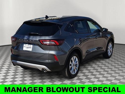 Carbonized Gray Metallic 2025 Ford Escape Active