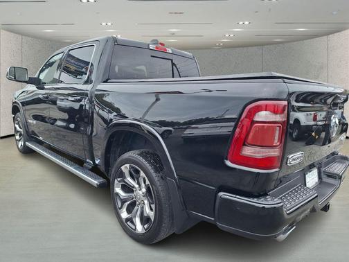 Diamond Black 2022 RAM 1500 Longhorn