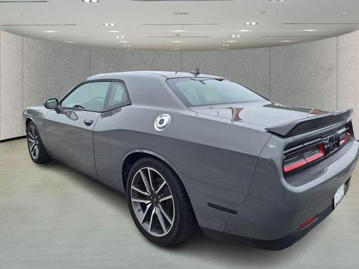 Destroyer Gray Clearcoat 2023 Dodge Challenger R/T