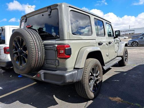 2023 Jeep Wrangler 4xe Sahara