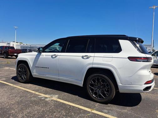 2023 Jeep Grand Cherokee L Summit