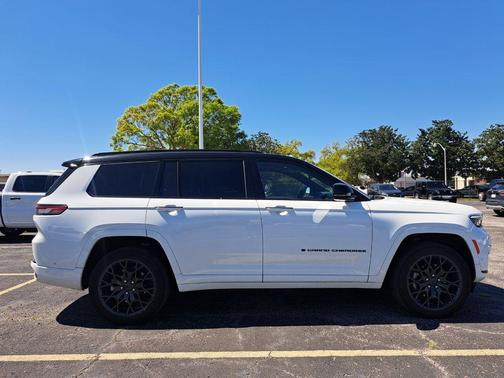 2023 Jeep Grand Cherokee L Summit