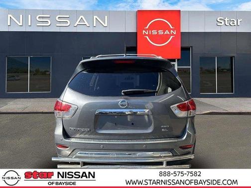 2015 Nissan Pathfinder SL