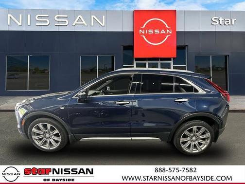 2022 Cadillac XT4 Premium Luxury
