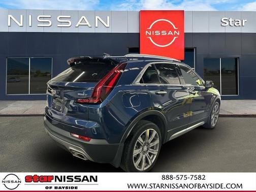 2022 Cadillac XT4 Premium Luxury