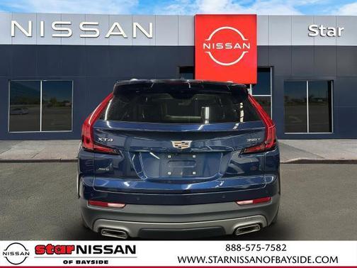2022 Cadillac XT4 Premium Luxury