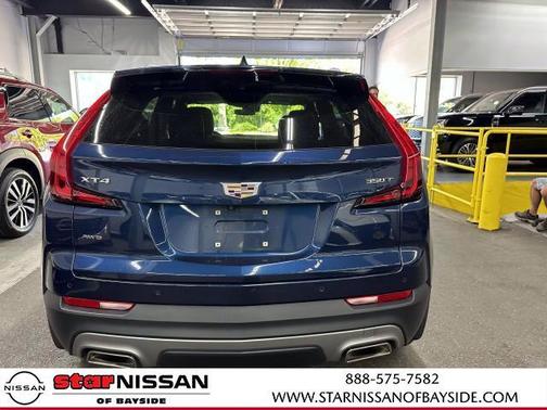 2022 Cadillac XT4 Premium Luxury