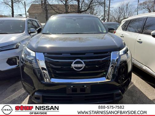 2024 Nissan Pathfinder S