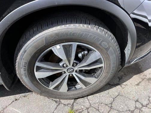 Black 2023 Nissan Murano S